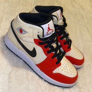 NWT Air Jordan 1 Mid